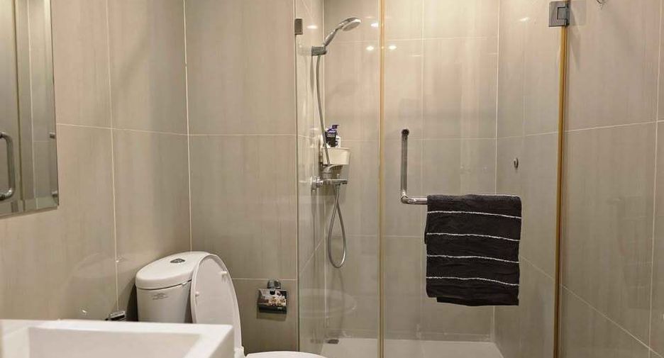 Condo en alquiler de 2 habitaciones en Watthana, Bangkok