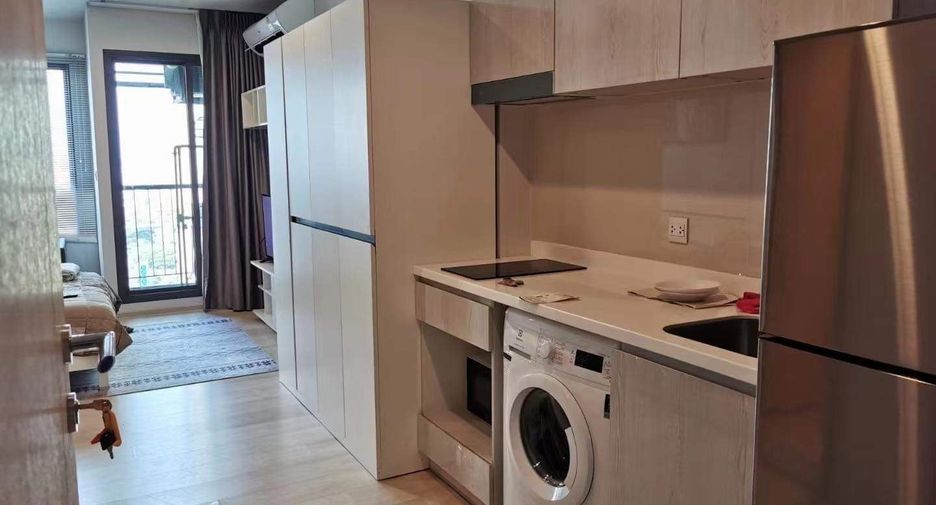 Wohnung zur Miete mit Studio in Pathum Wan, Bangkok
