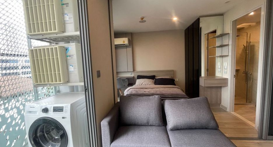 Condo en alquiler de 1 habitaciones en Phra Khanong, Bangkok