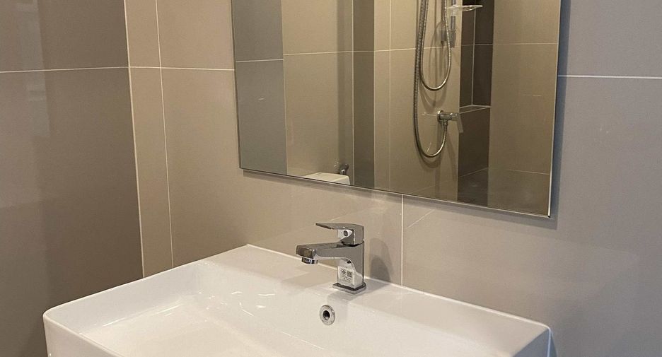 For rent studio condo in Bang Phlat, Bangkok