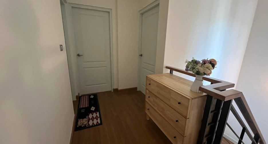 Haus zur Miete mit 3 Zimmer in Bang Phli, Samut Prakan