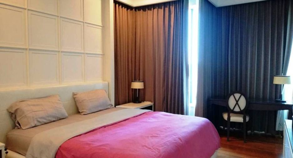 Condo en alquiler de 2 habitaciones en Pathum Wan, Bangkok