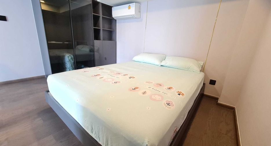 Wohnung zur Miete mit 1 Zimmer in Bang Rak, Bangkok
