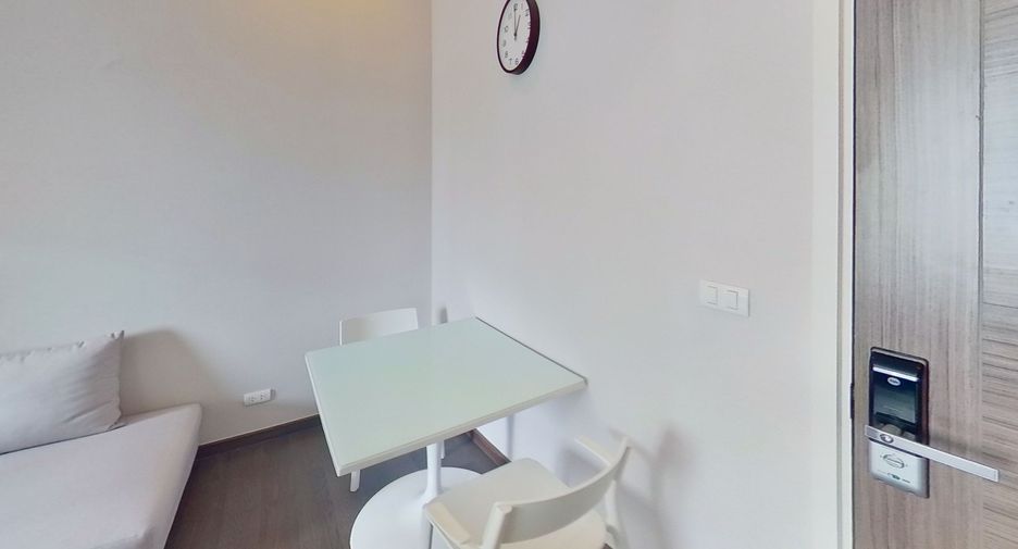 For sale studio condo in Watthana, Bangkok