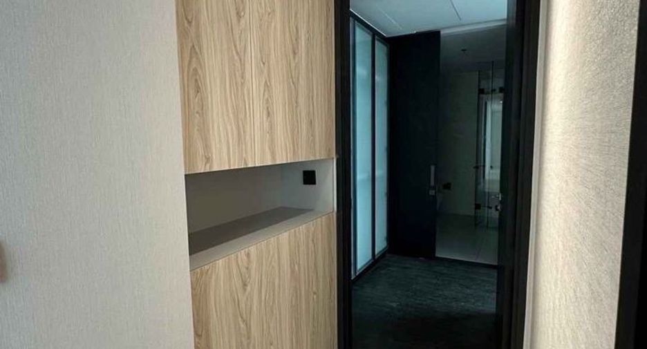 For rent 2 bedrooms condo in Sathon, Bangkok