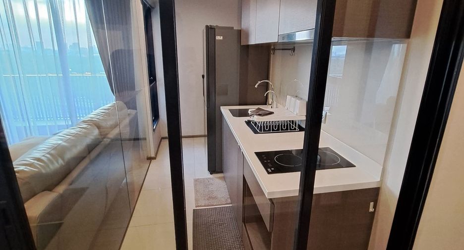 For rent 2 bedrooms condo in Chatuchak, Bangkok