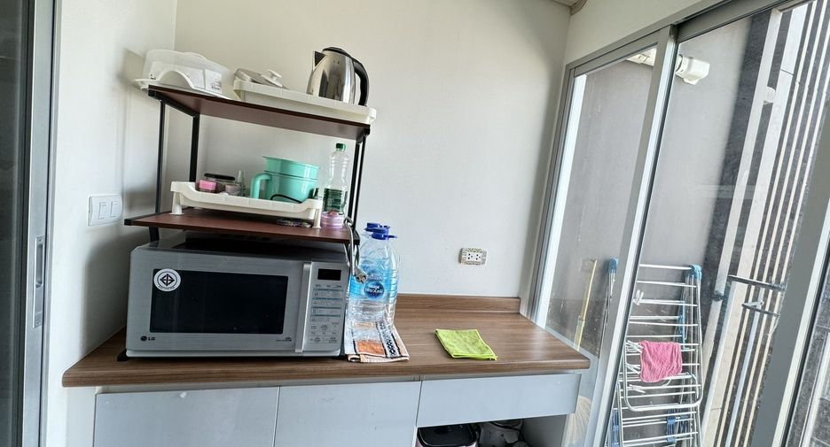 For sale 1 bed condo in Thon Buri, Bangkok