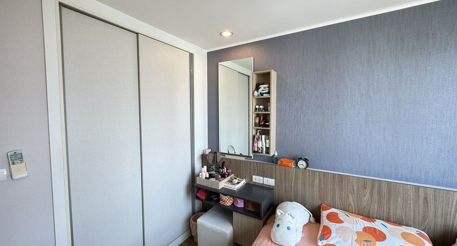 For sale 1 bed condo in Thon Buri, Bangkok