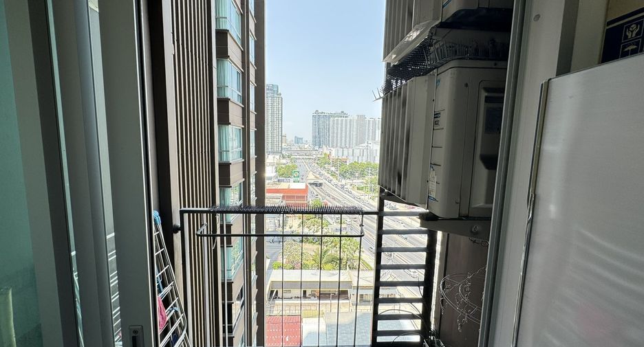 For sale 1 bed condo in Thon Buri, Bangkok