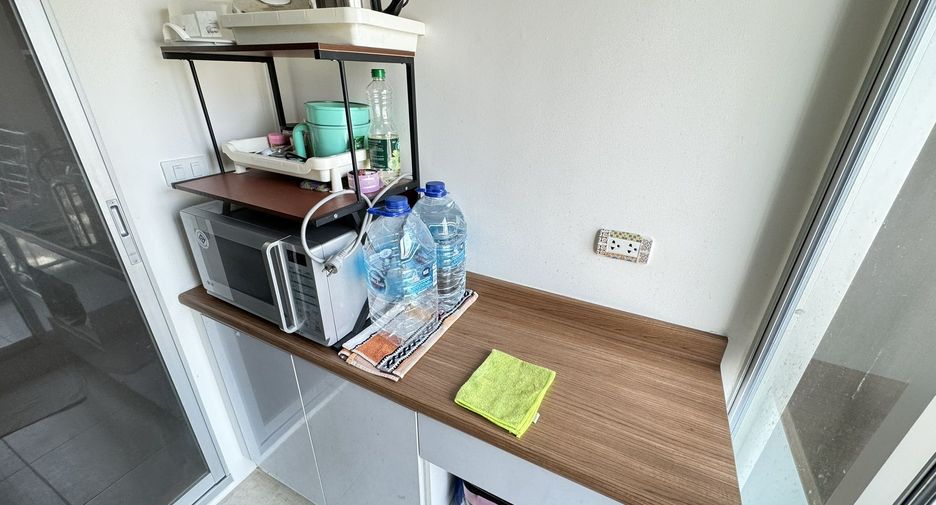 For sale 1 bed condo in Thon Buri, Bangkok