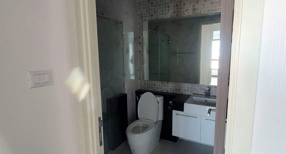 Wohnung zum Kauf mit 1 Zimmer in Khlong San, Bangkok