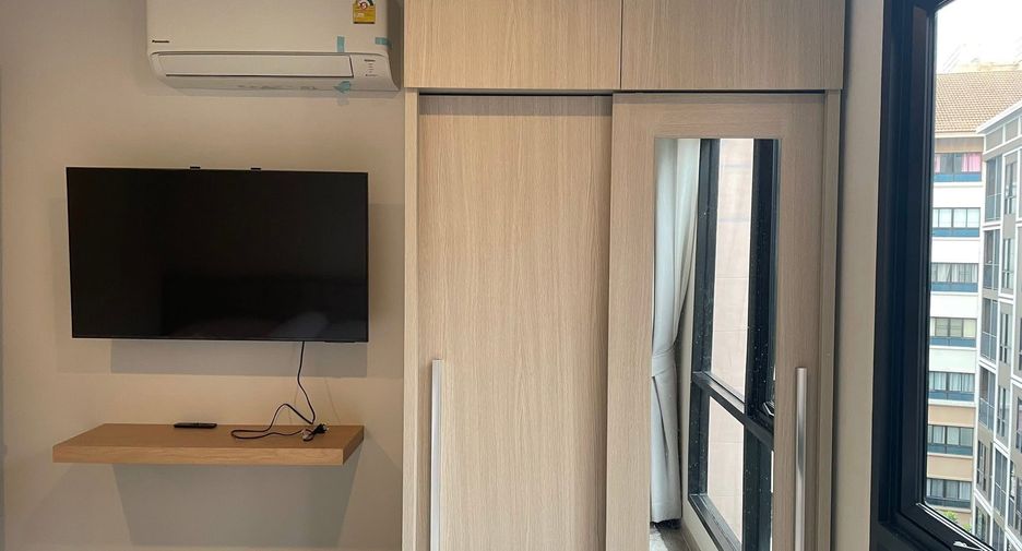 Condo en alquiler de 1 habitaciones en Yan Nawa, Bangkok