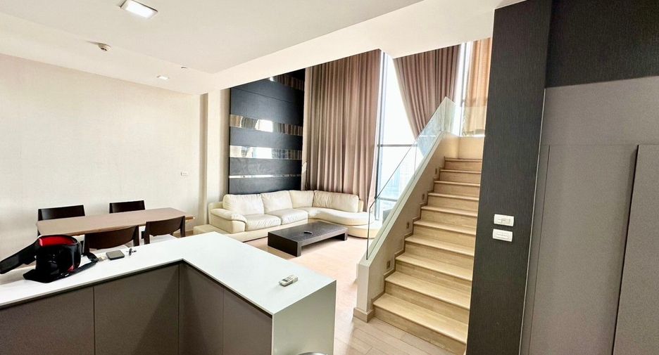 À louer 3 chambres condo à Khlong San, Bangkok