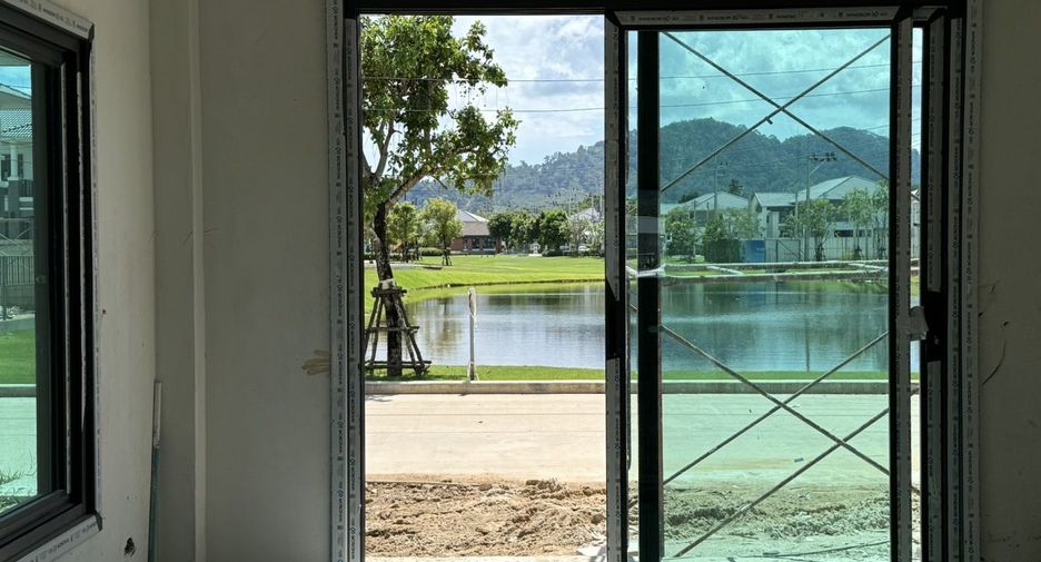 Haus zum Kauf mit 4 Zimmer in Mueang Phuket, Phuket
