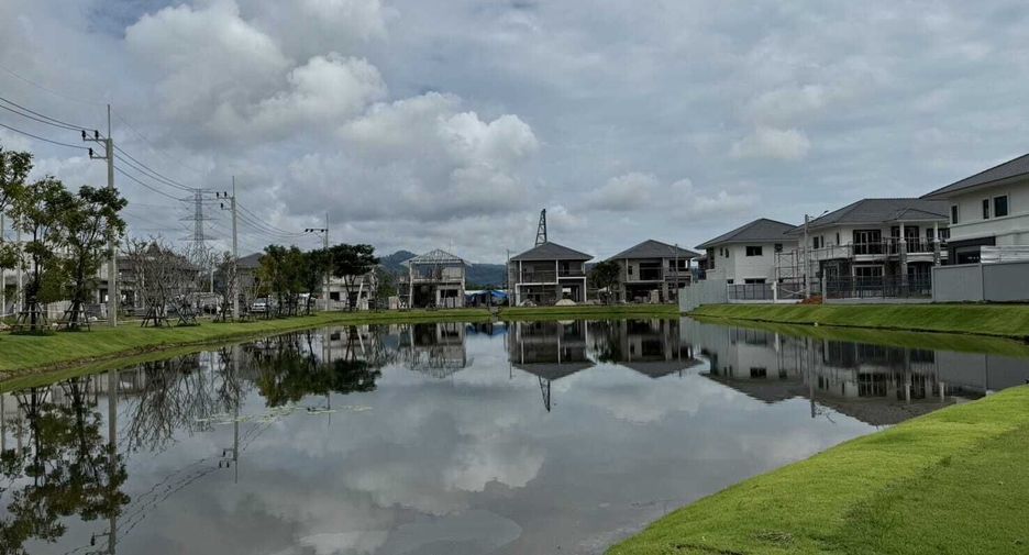 Haus zum Kauf mit 4 Zimmer in Mueang Phuket, Phuket