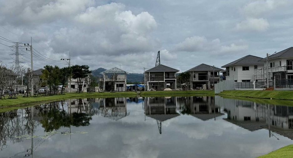 Haus zum Kauf mit 4 Zimmer in Mueang Phuket, Phuket