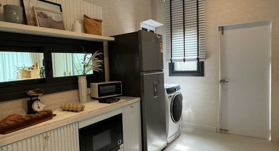 Haus zum Kauf mit 4 Zimmer in Mueang Phuket, Phuket