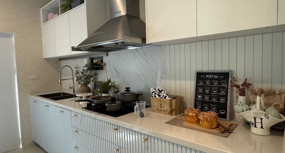 Haus zum Kauf mit 4 Zimmer in Mueang Phuket, Phuket