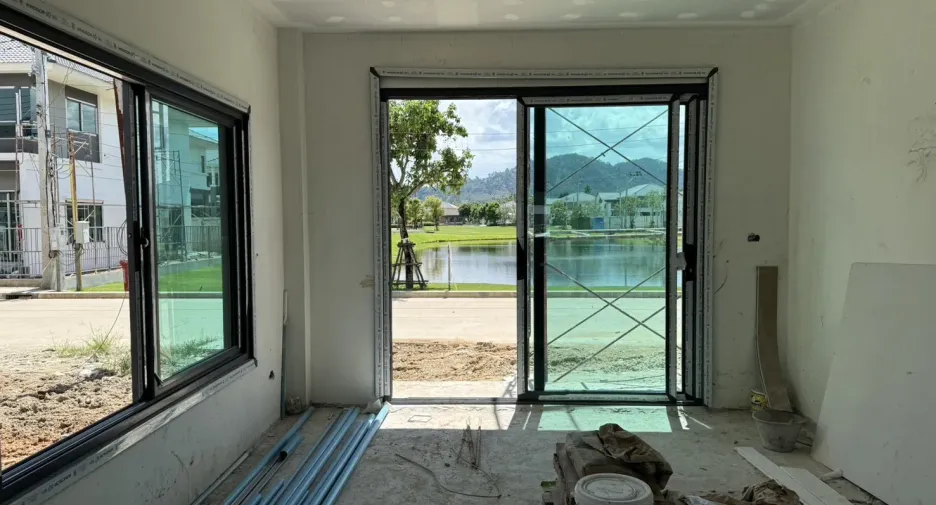 Haus zum Kauf mit 4 Zimmer in Mueang Phuket, Phuket