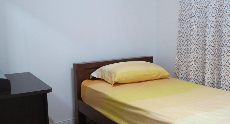 For rent 2 bedrooms condo in Sathon, Bangkok