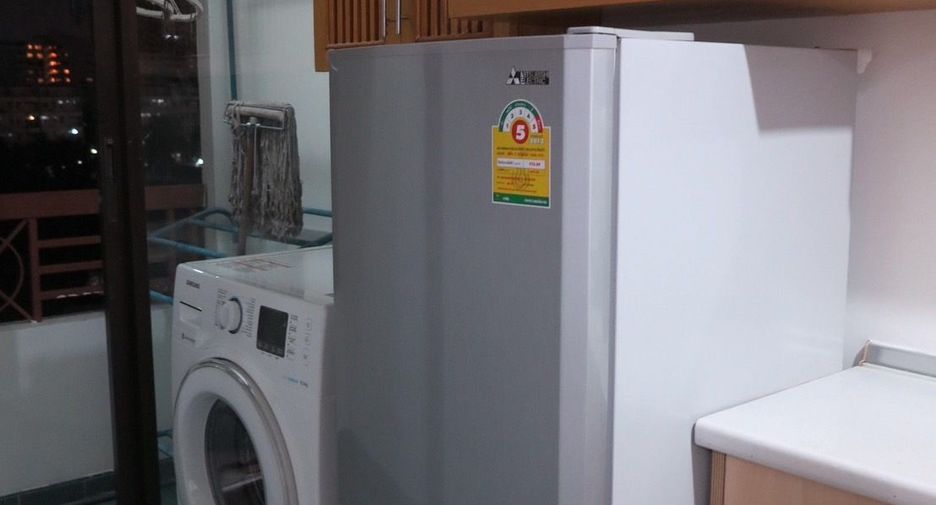 For rent 2 bedrooms condo in Sathon, Bangkok