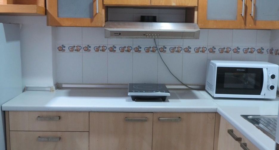For rent 2 bedrooms condo in Sathon, Bangkok