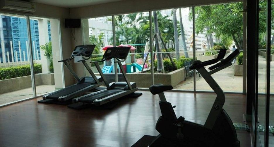 For sale 2 bedrooms condo in Watthana, Bangkok