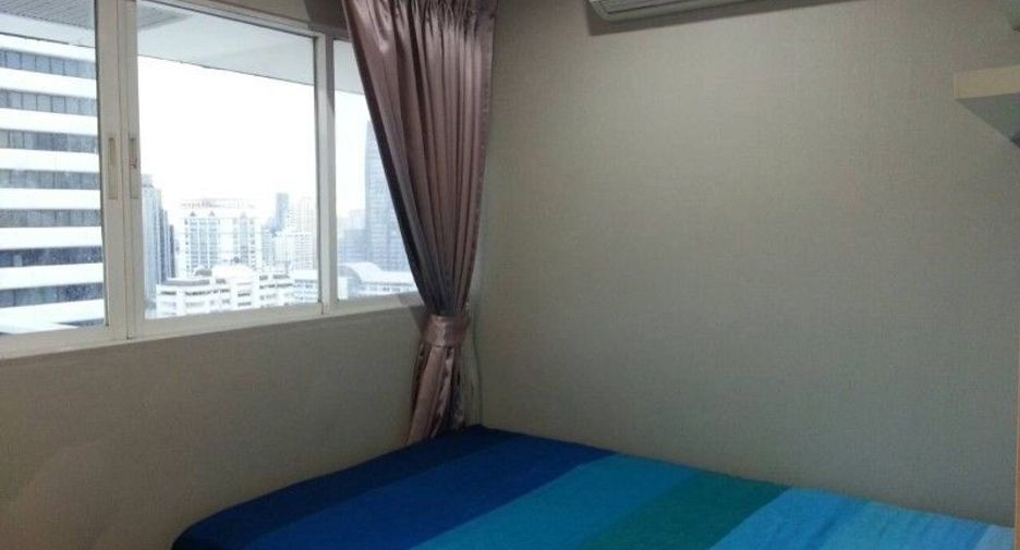 For sale 2 bedrooms condo in Watthana, Bangkok