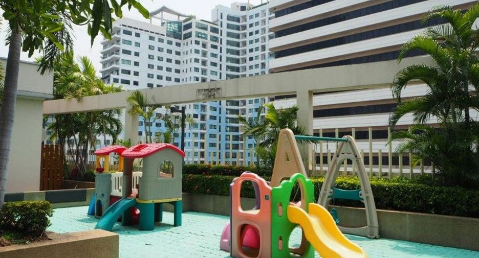 For sale 2 bedrooms condo in Watthana, Bangkok