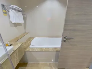 For rent 1 bed apartment in Khlong Toei, Bangkok