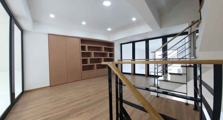 For rent office in Prawet, Bangkok
