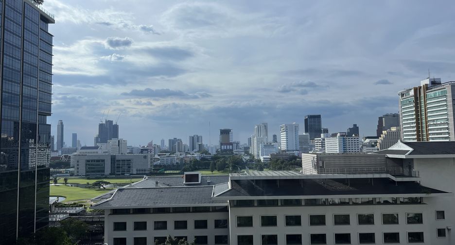 For rent 1 bed condo in Pathum Wan, Bangkok