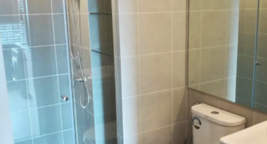 Condo en alquiler de 2 habitaciones en Bang Na, Bangkok