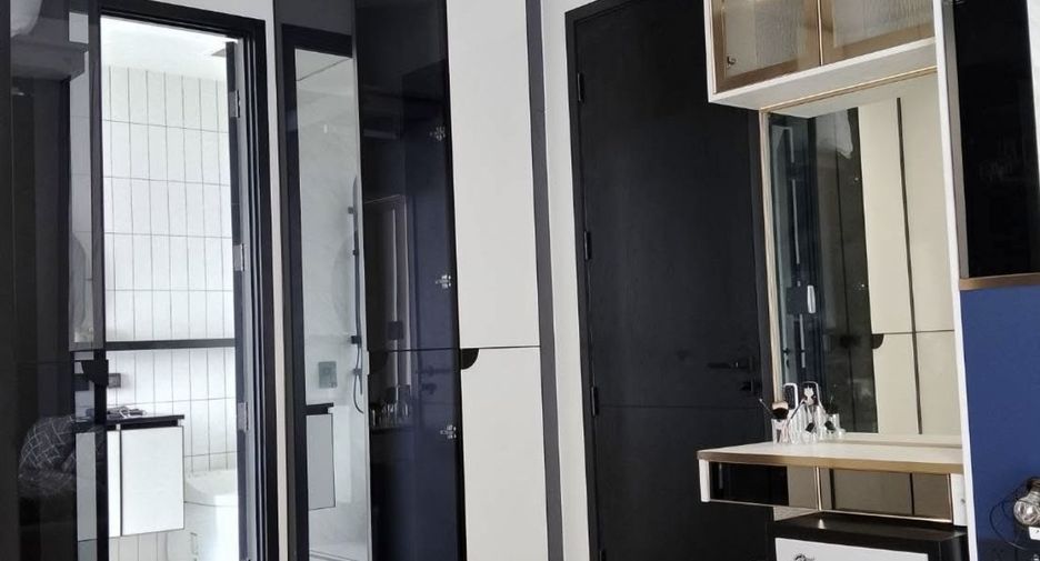 Wohnung zur Miete mit 3 Zimmer in Khlong San, Bangkok
