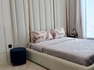 For rent 3 bedrooms condo in Khlong San, Bangkok