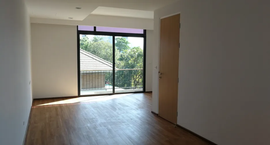 For rent 3 bedrooms townhouse in Bang Na, Bangkok