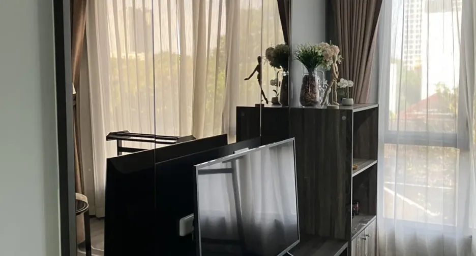 For rent 2 bedrooms condo in Khlong Toei, Bangkok