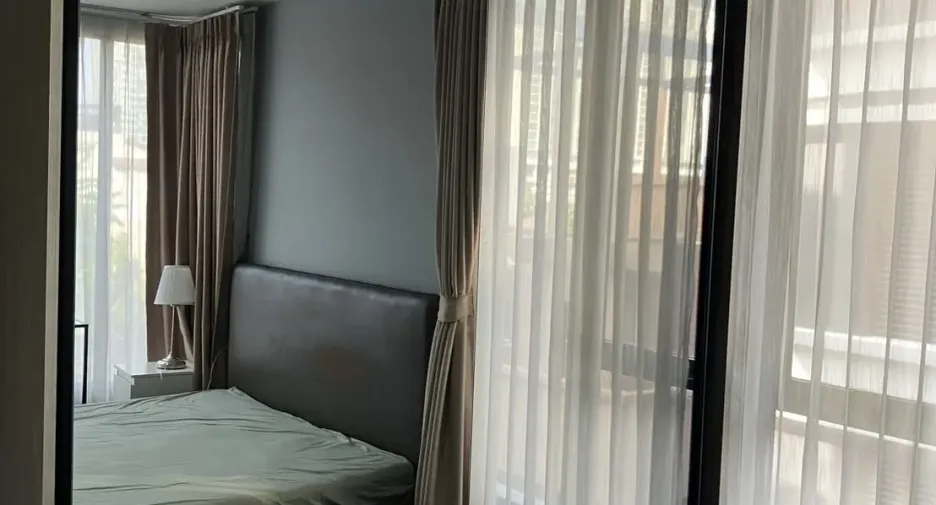 For rent 2 bedrooms condo in Khlong Toei, Bangkok