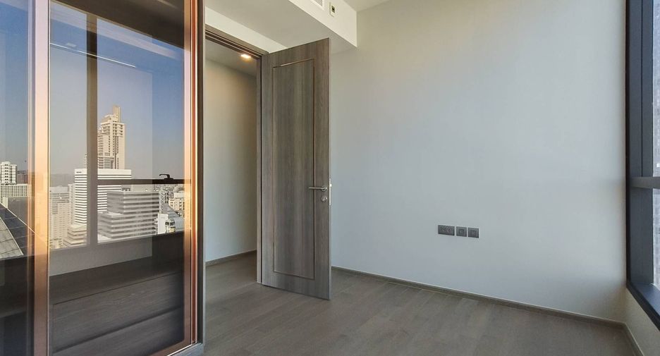 For rent 3 ベッドルーム condo in Khlong Toei, Bangkok