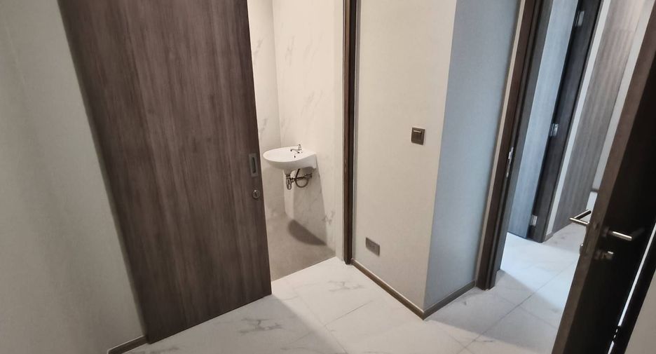 For rent 3 ベッドルーム condo in Khlong Toei, Bangkok