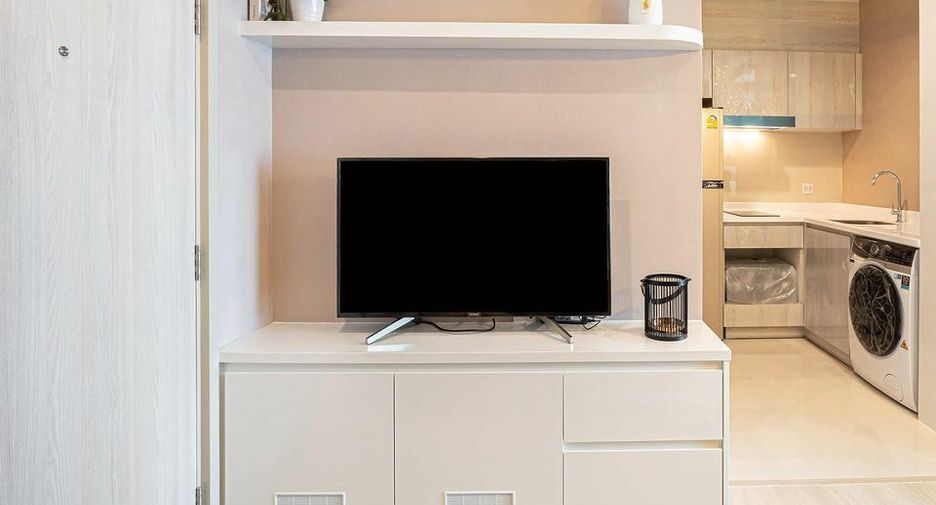 For rent 1 bed condo in Pathum Wan, Bangkok