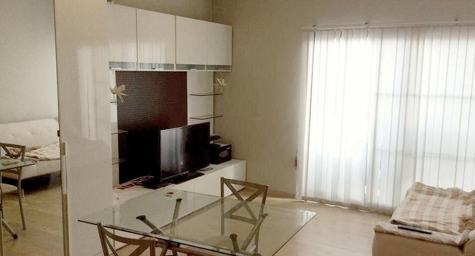Wohnung zum Kauf mit 1 Zimmer in Khlong Toei, Bangkok