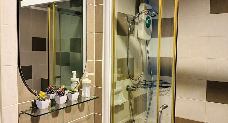 Condo en alquiler de 1 habitaciones en Mueang Phuket, Phuket