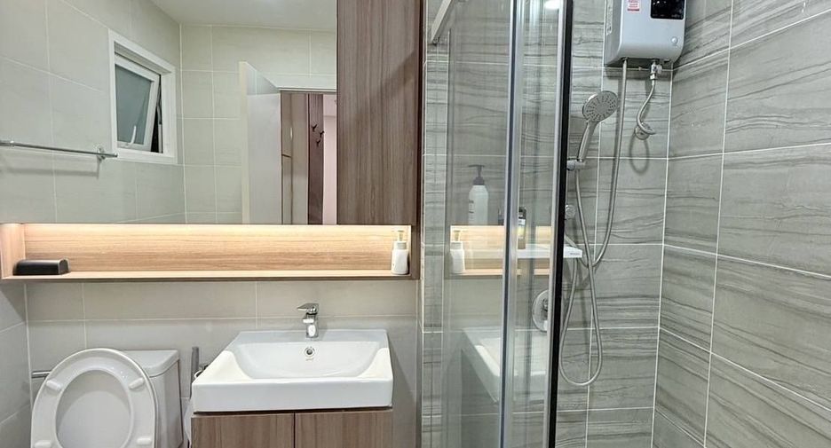 Condo en alquiler de 2 habitaciones en Bang Kapi, Bangkok