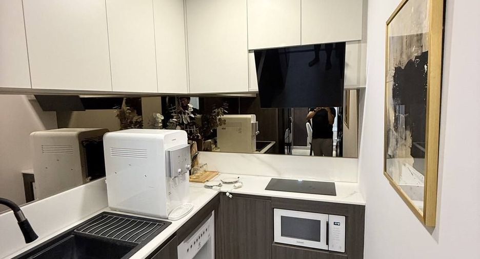 Condo en alquiler de 2 habitaciones en Bang Kapi, Bangkok