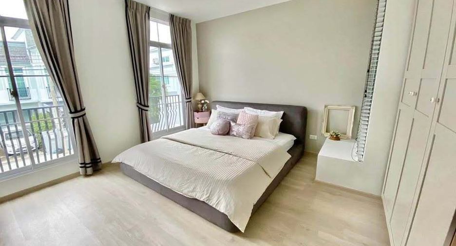Reihenhaus zur Miete mit 3 Zimmer in Prawet, Bangkok
