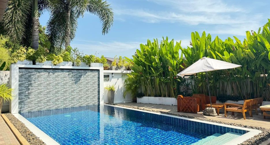 For rent 3 ベッドルーム villa in Mueang Phuket, Phuket