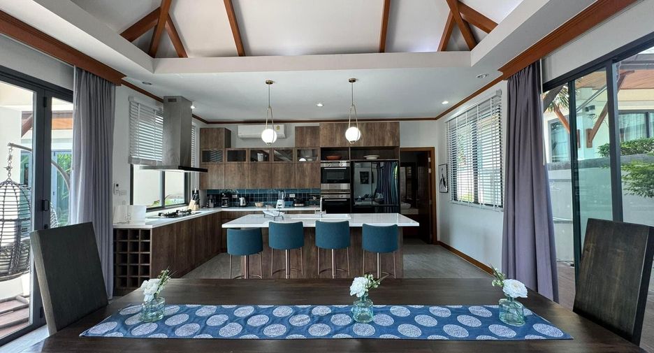 For rent 3 ベッドルーム villa in Mueang Phuket, Phuket