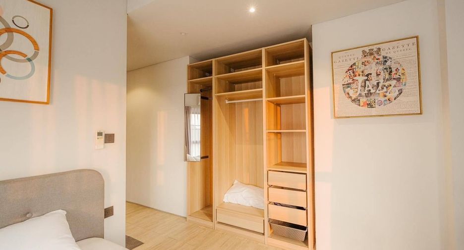 For rent 4 bedrooms house in Bang Na, Bangkok
