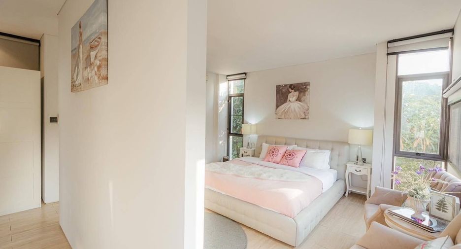 For rent 4 bedrooms house in Bang Na, Bangkok